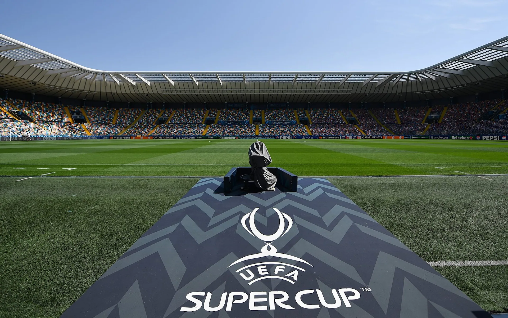 欧足联拟扩大欧洲超级杯规模至四支球队 可能选址美国或中东