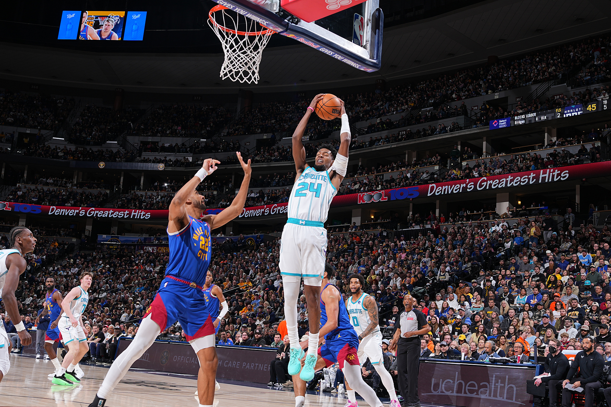 pg电子开户步骤-米勒23分鲍尔10+6 穆雷16分黄蜂终结掘金四连胜